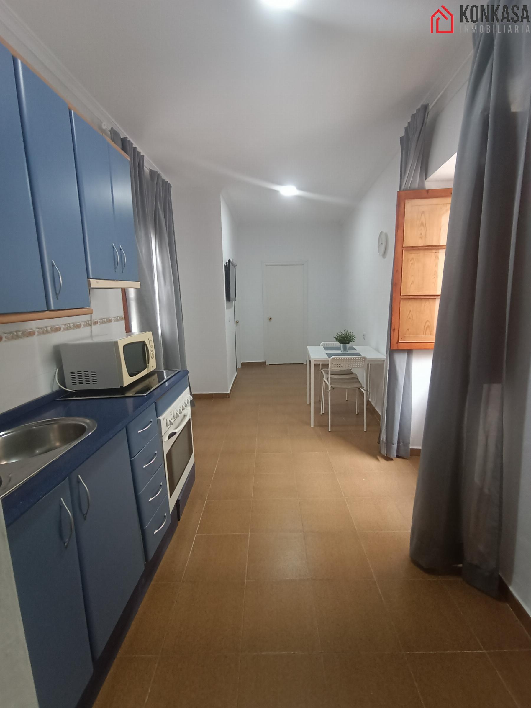 For sale of flat in Arcos de la Frontera