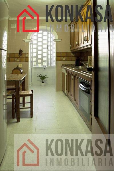 For sale of flat in Arcos de la Frontera