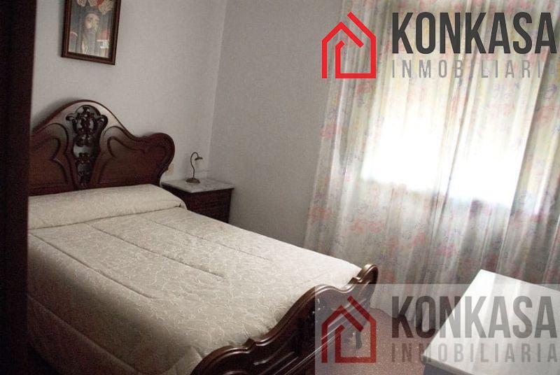 For sale of flat in Arcos de la Frontera
