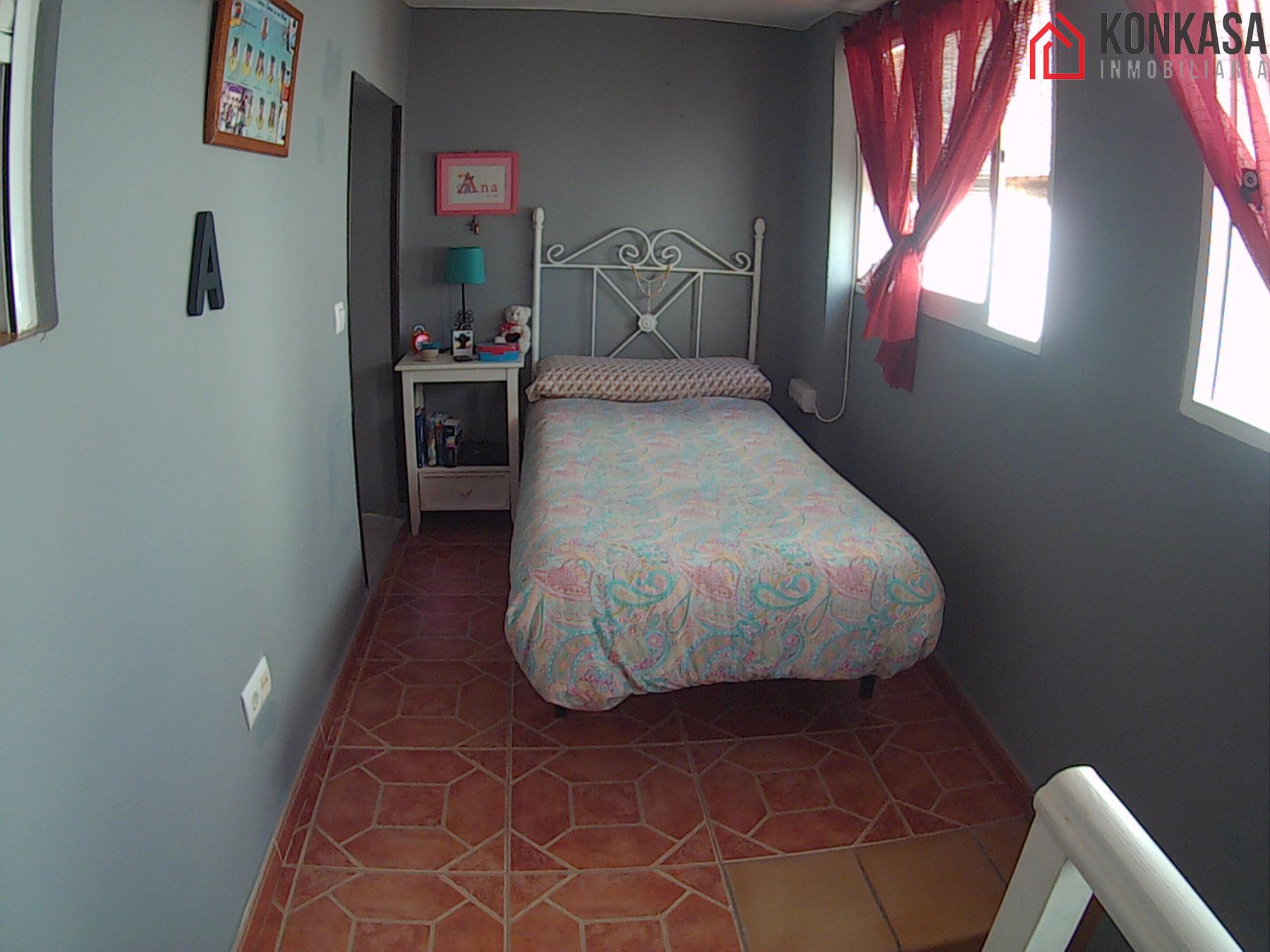 For sale of flat in Arcos de la Frontera