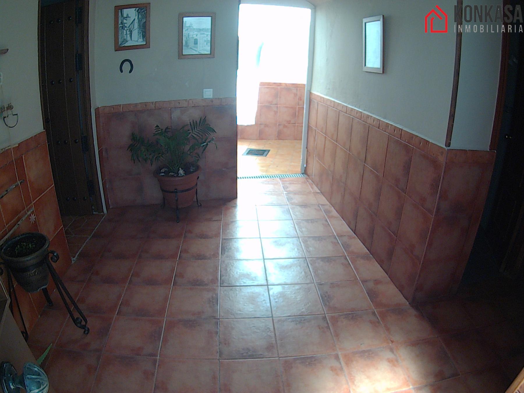 For sale of flat in Arcos de la Frontera