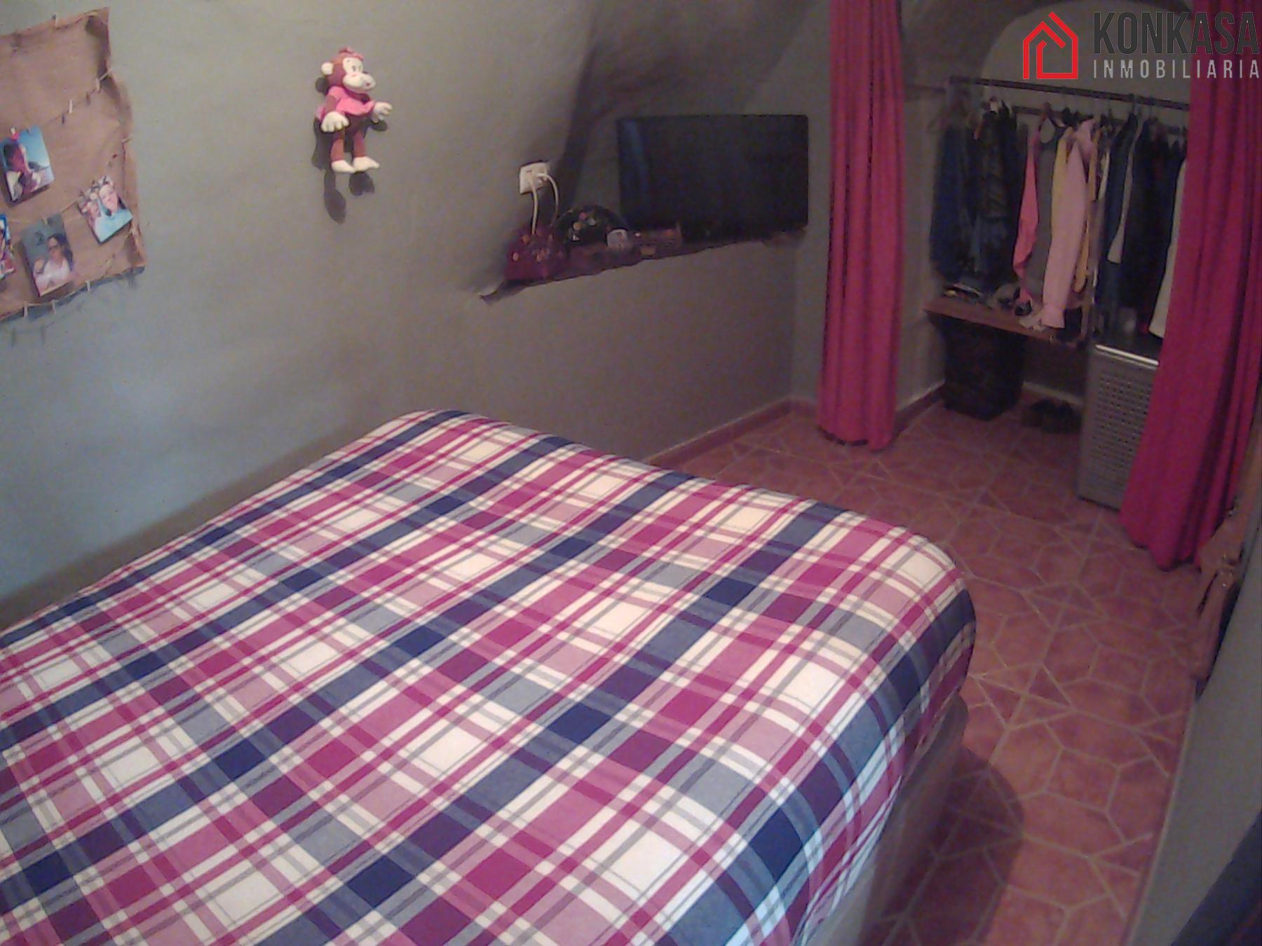 For sale of flat in Arcos de la Frontera