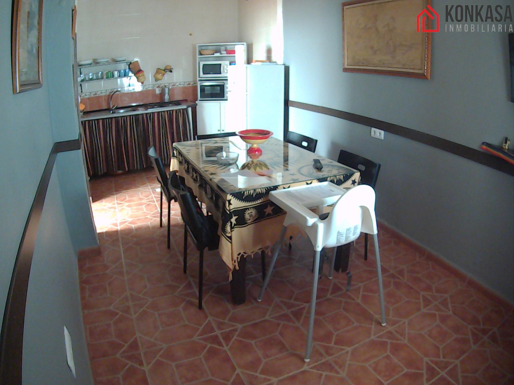For sale of flat in Arcos de la Frontera