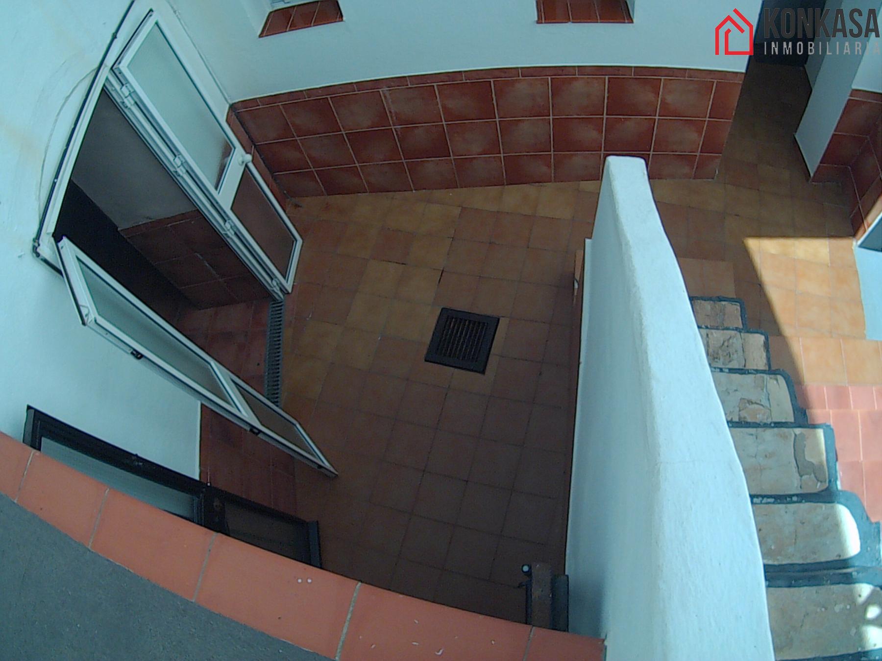 For sale of flat in Arcos de la Frontera