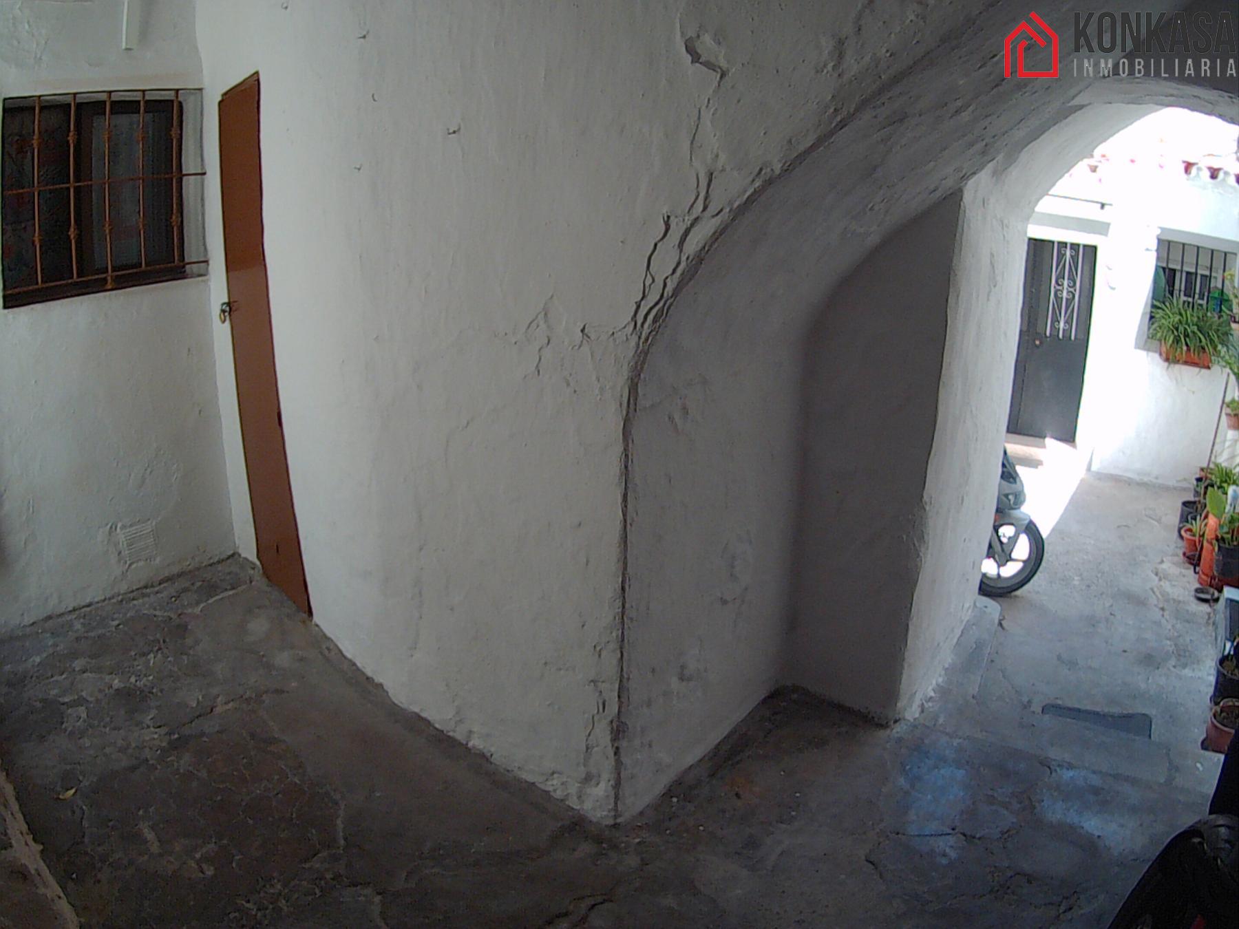 For sale of flat in Arcos de la Frontera