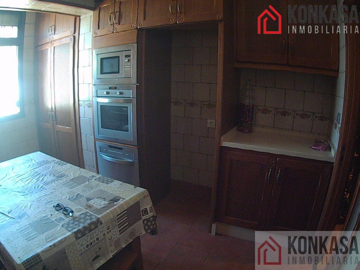 For sale of flat in Arcos de la Frontera