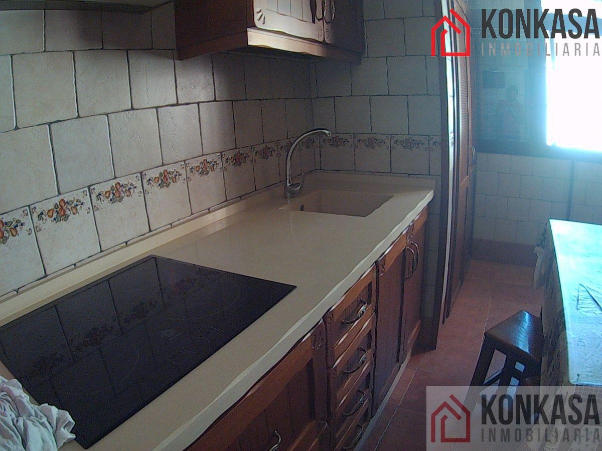 For sale of flat in Arcos de la Frontera