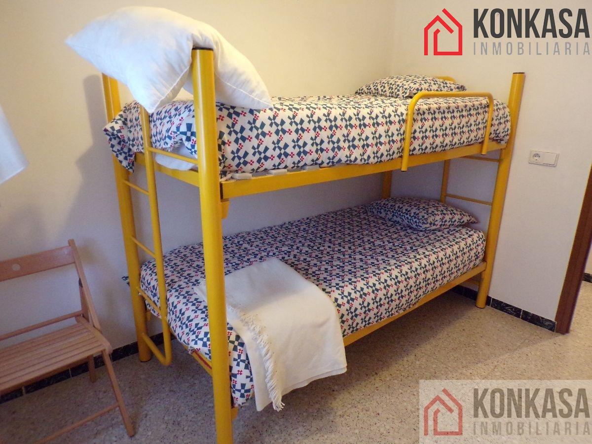 For sale of flat in Arcos de la Frontera