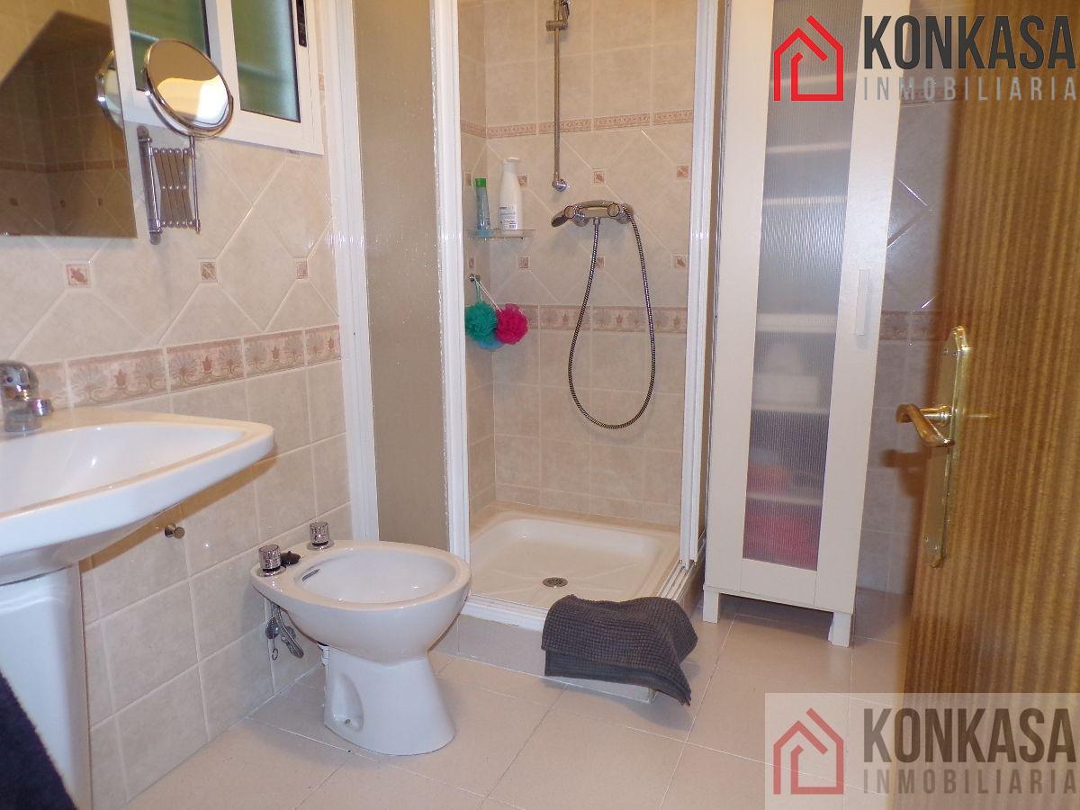 For sale of flat in Arcos de la Frontera