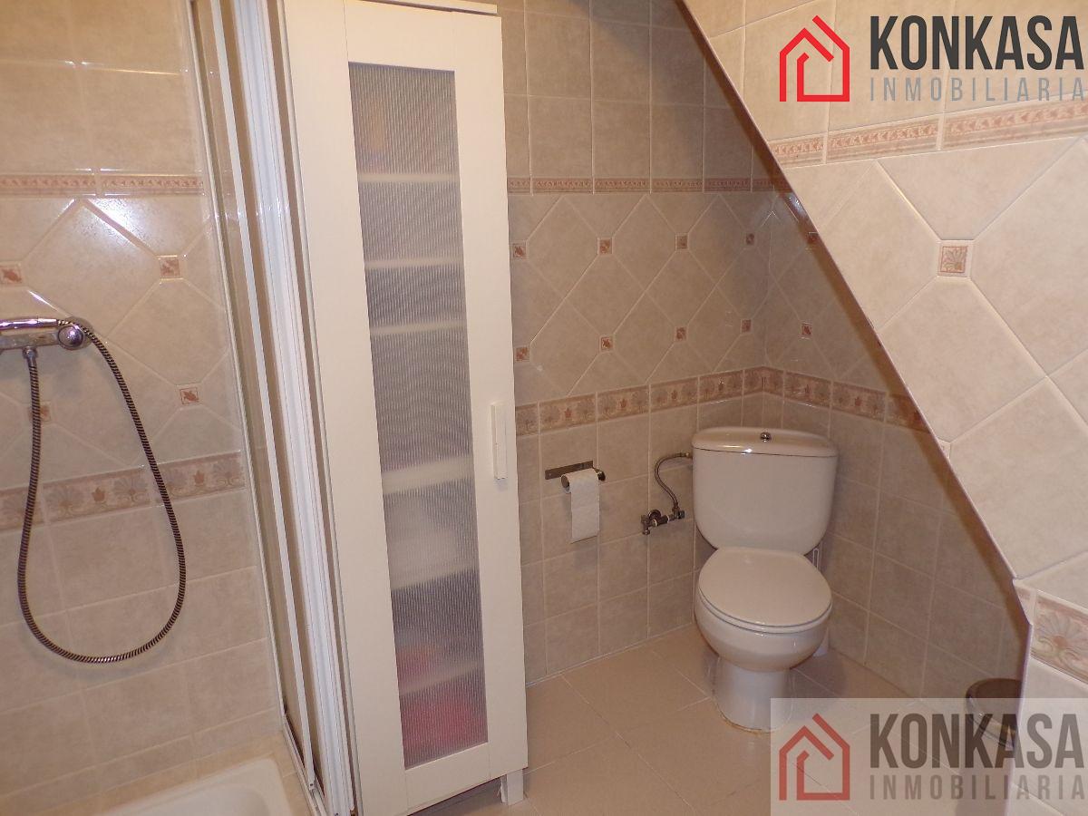 For sale of flat in Arcos de la Frontera