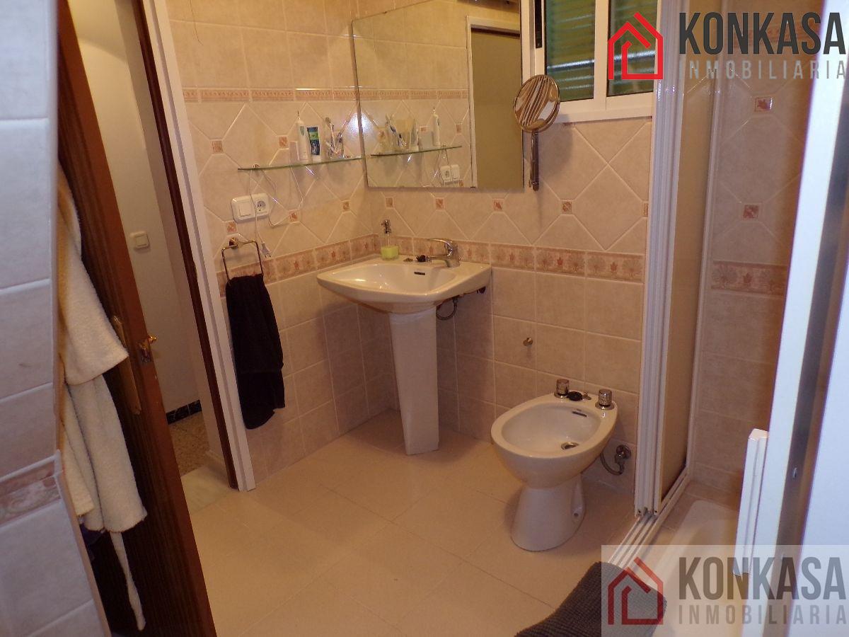For sale of flat in Arcos de la Frontera