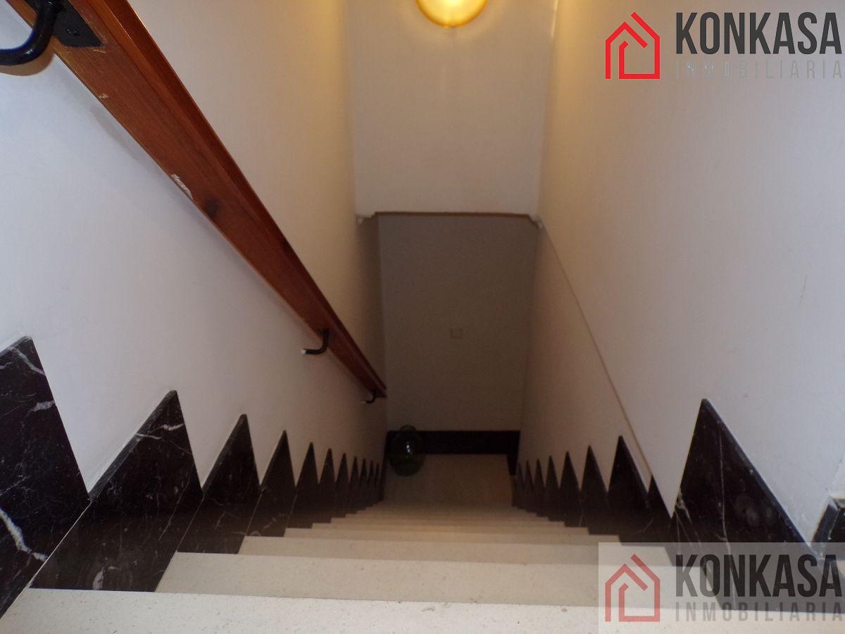For sale of flat in Arcos de la Frontera