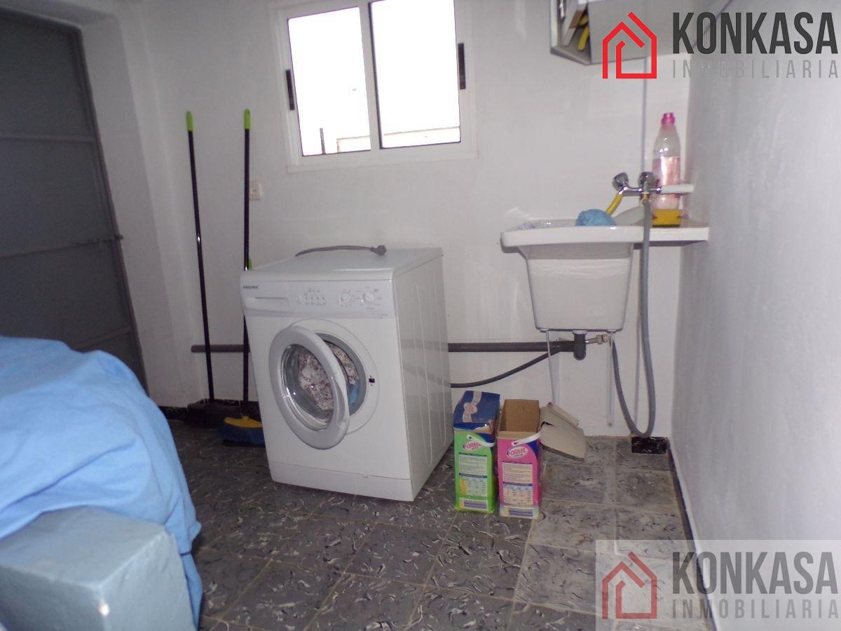 For sale of flat in Arcos de la Frontera