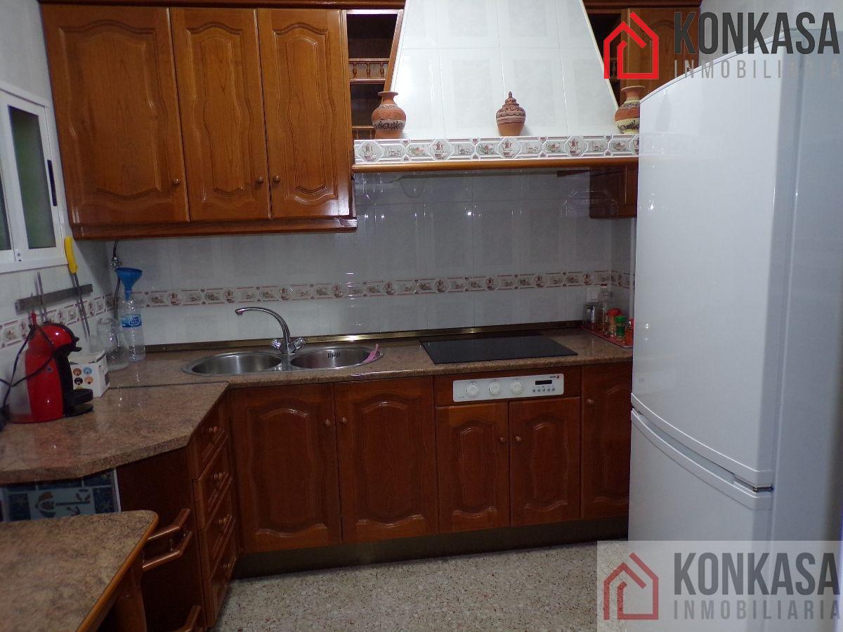 For sale of flat in Arcos de la Frontera