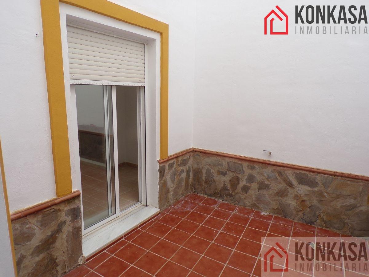 For sale of duplex in Bornos