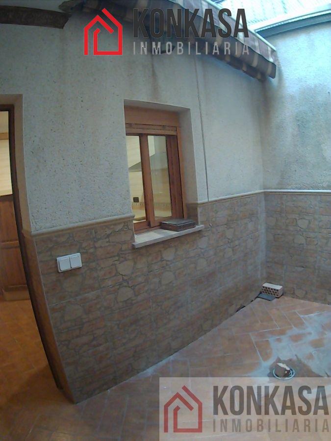 For sale of house in Jédula