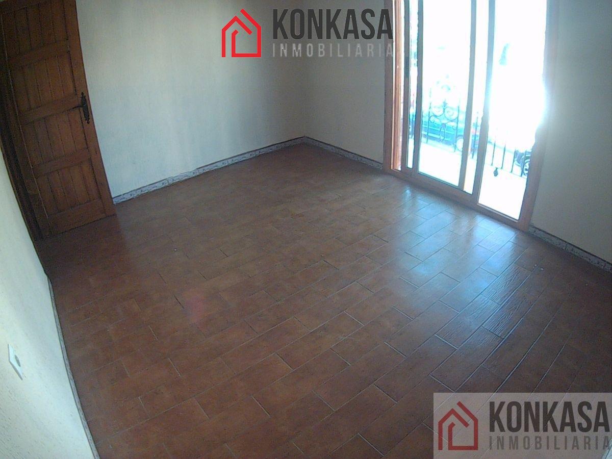 For sale of house in Jédula