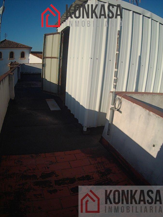 For sale of house in Jédula