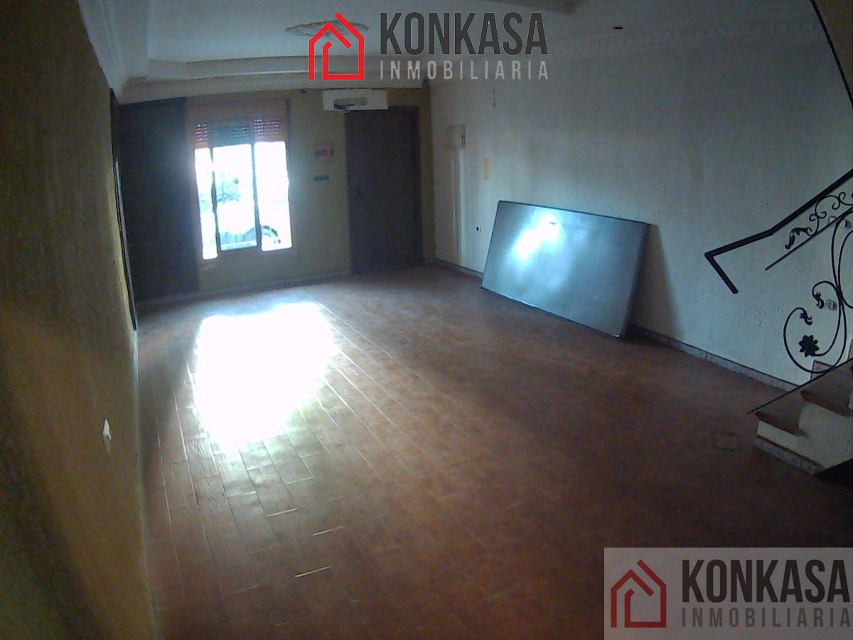 For sale of house in Jédula