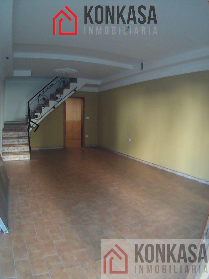 For sale of house in Jédula