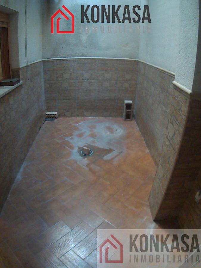 For sale of house in Jédula