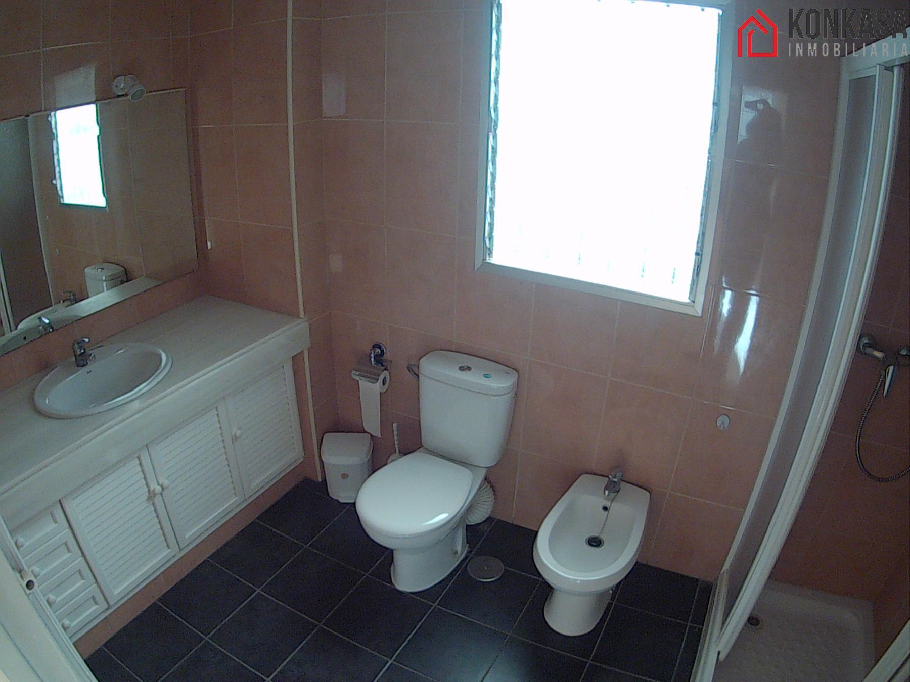 For sale of flat in Arcos de la Frontera