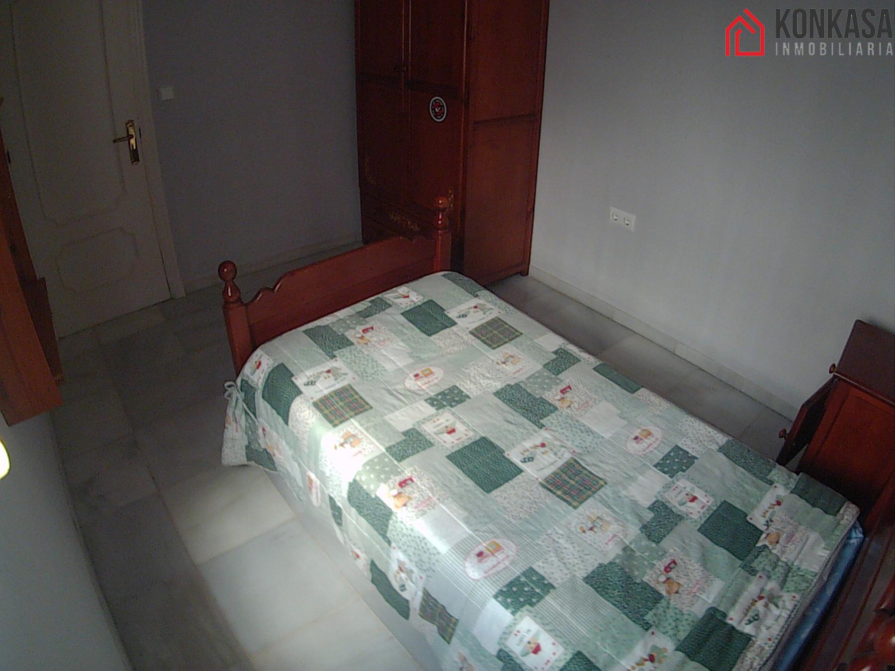 For sale of flat in Arcos de la Frontera