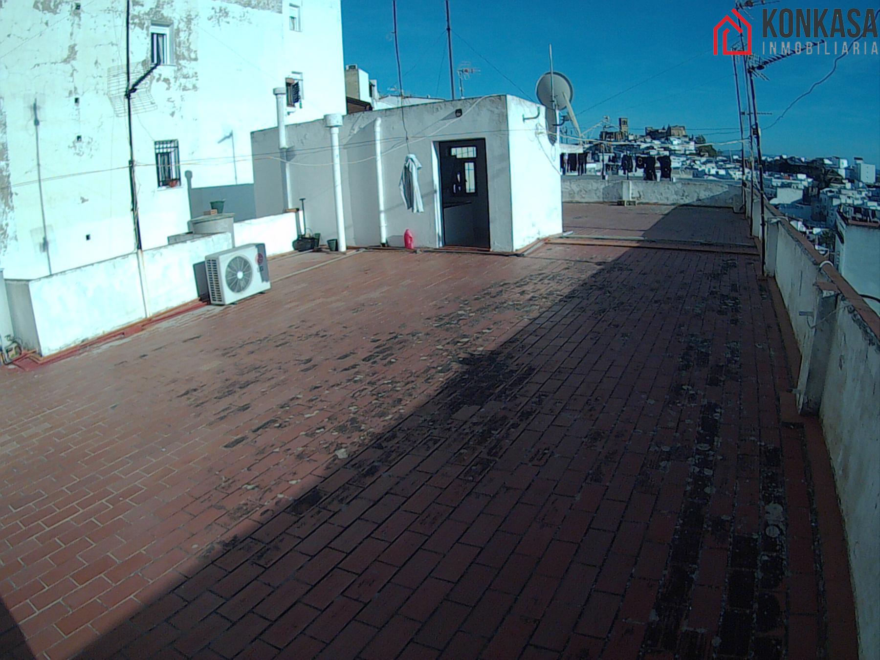 For sale of flat in Arcos de la Frontera