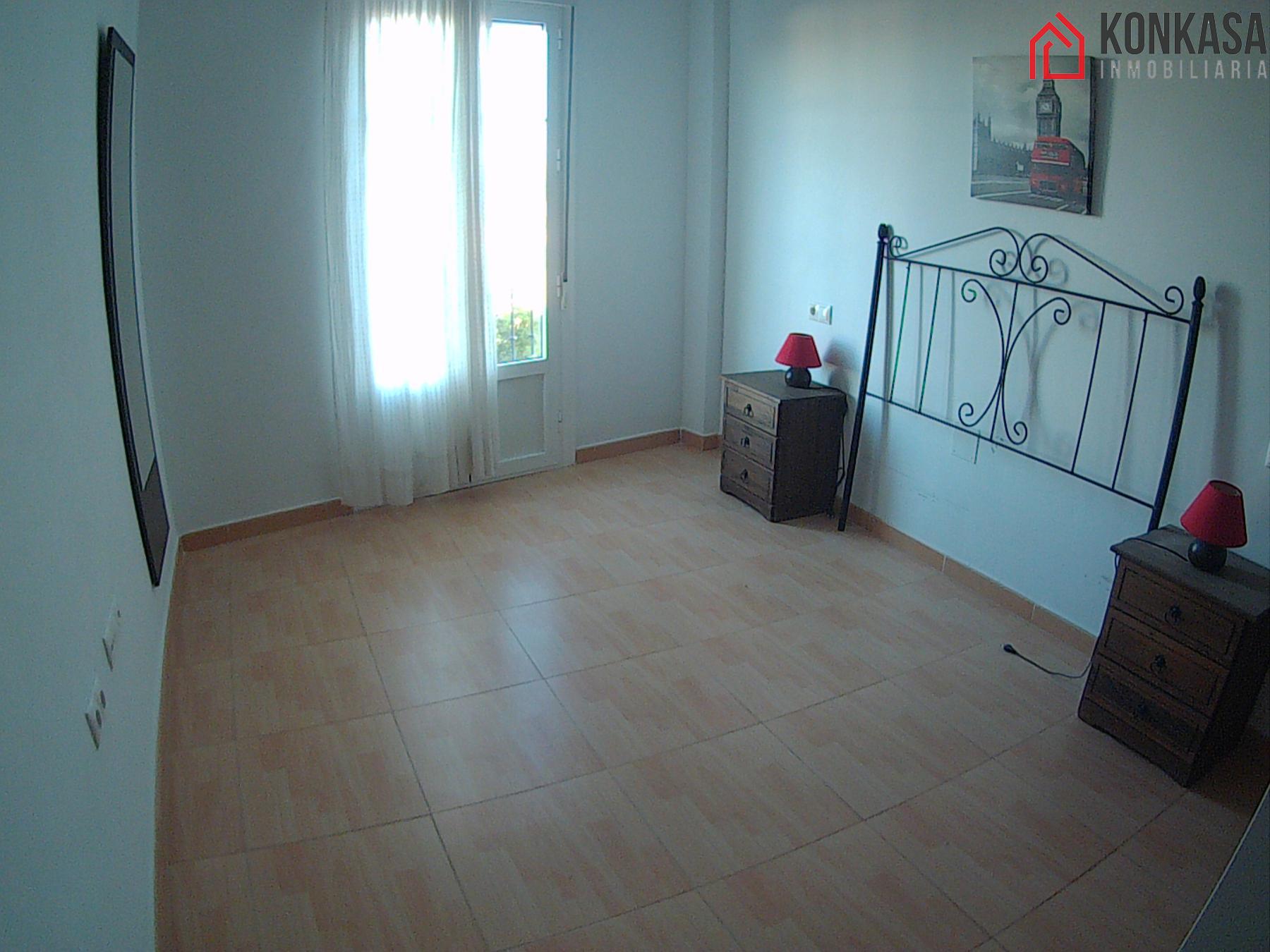 For sale of flat in Arcos de la Frontera