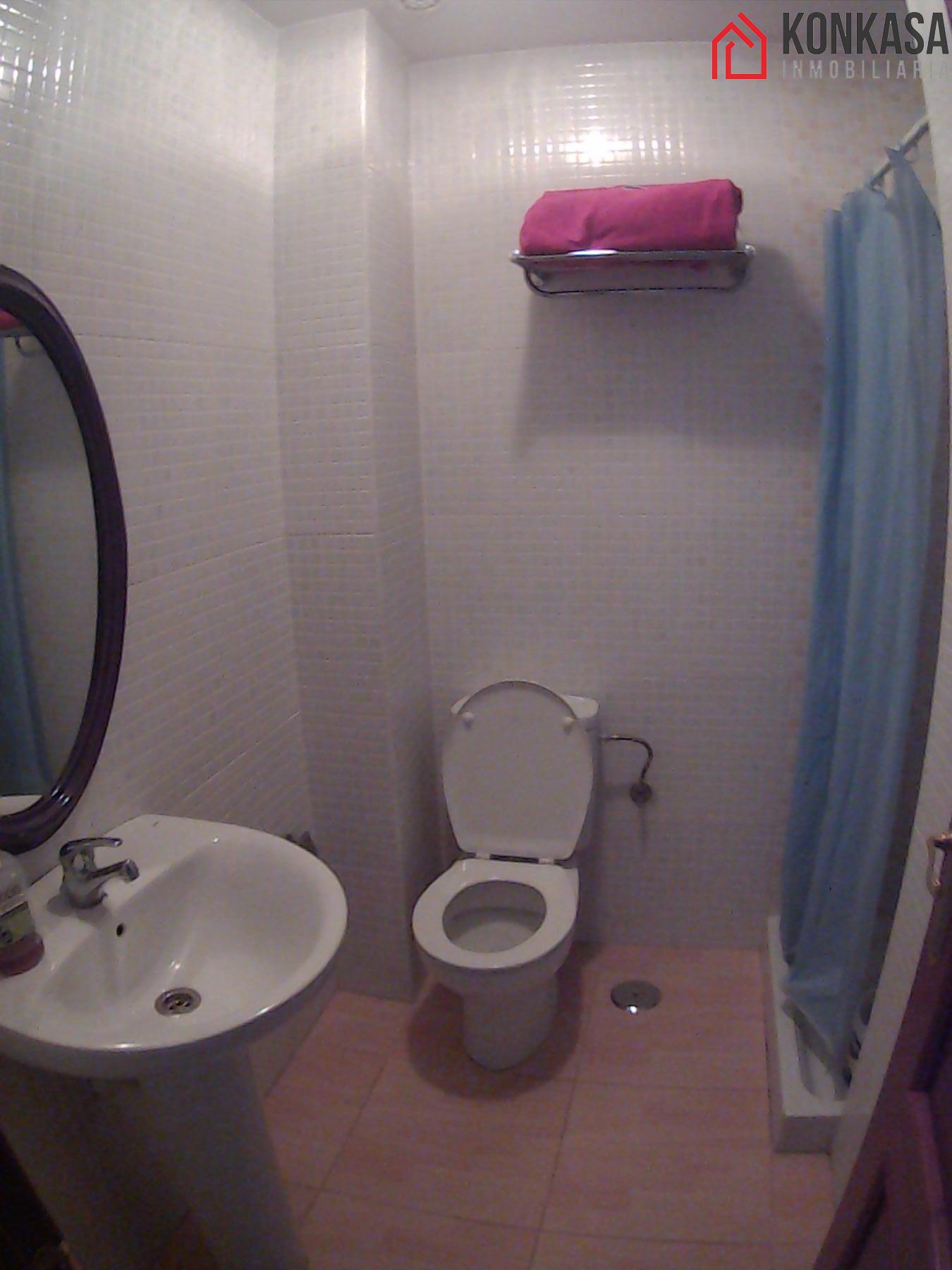 For sale of flat in Arcos de la Frontera