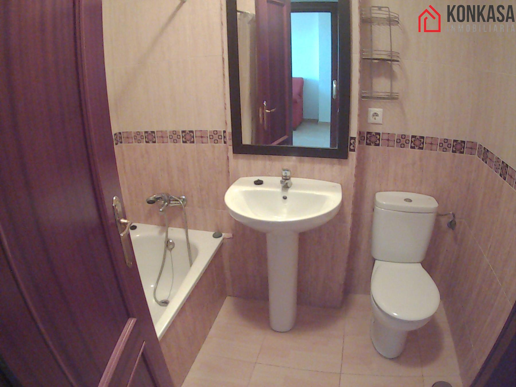 For sale of flat in Arcos de la Frontera