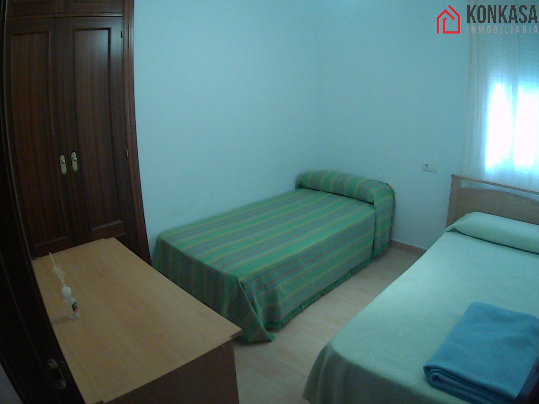 For sale of flat in Arcos de la Frontera