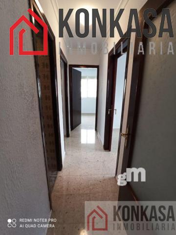 For sale of flat in Arcos de la Frontera