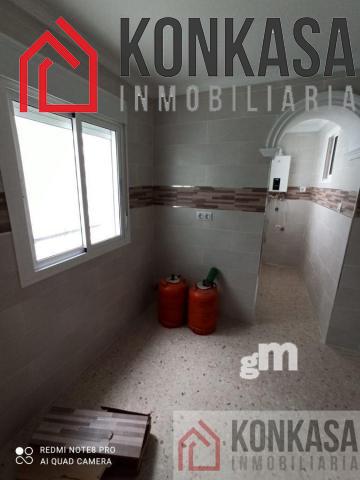 For sale of flat in Arcos de la Frontera