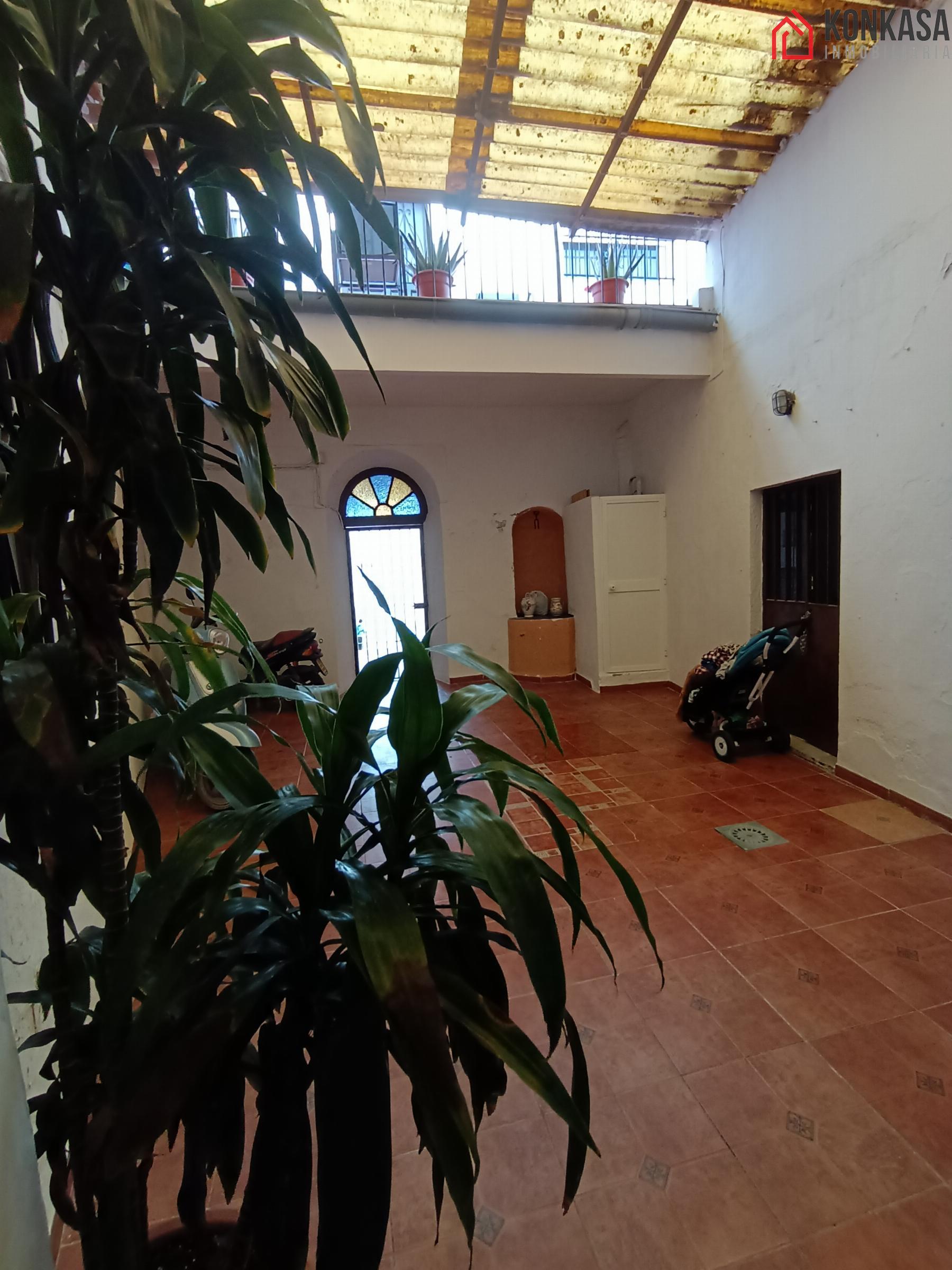 For sale of flat in Arcos de la Frontera