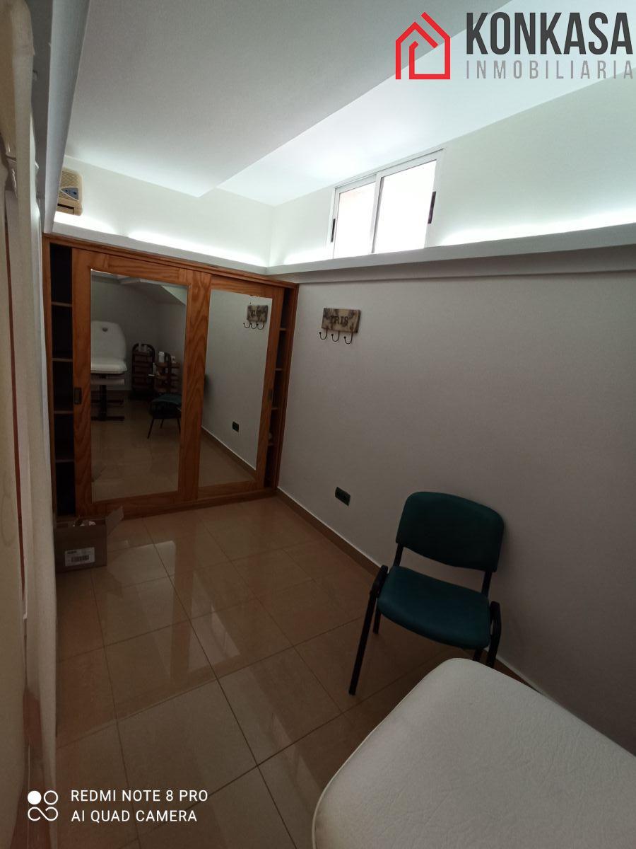 For sale of commercial in Arcos de la Frontera