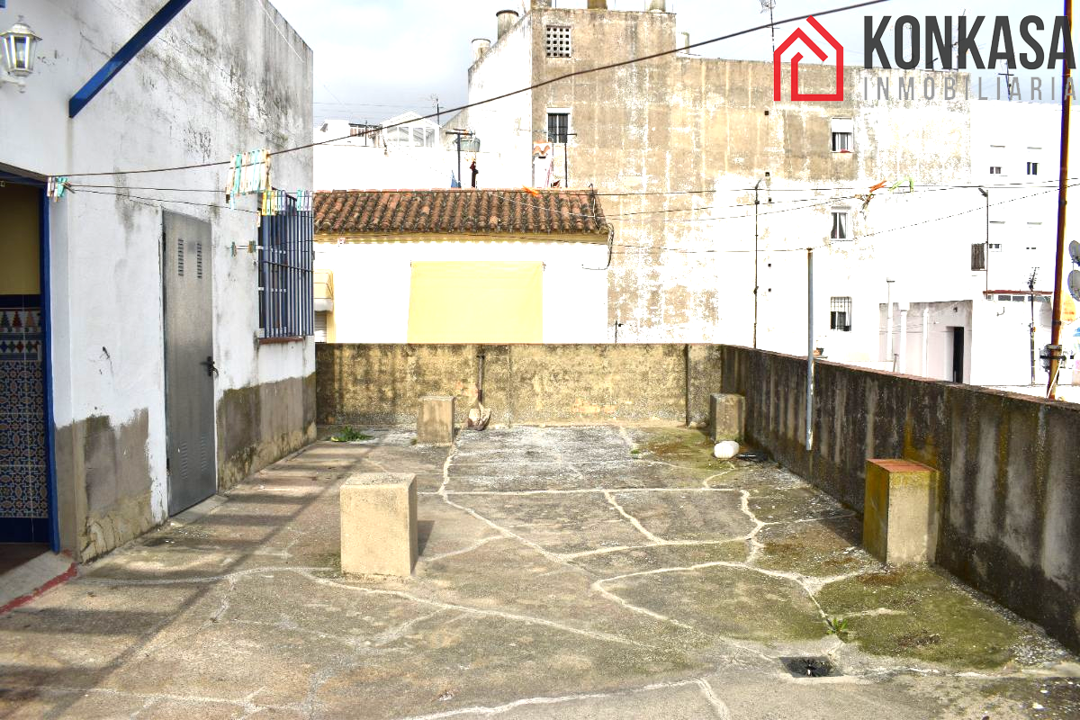 For sale of flat in Arcos de la Frontera