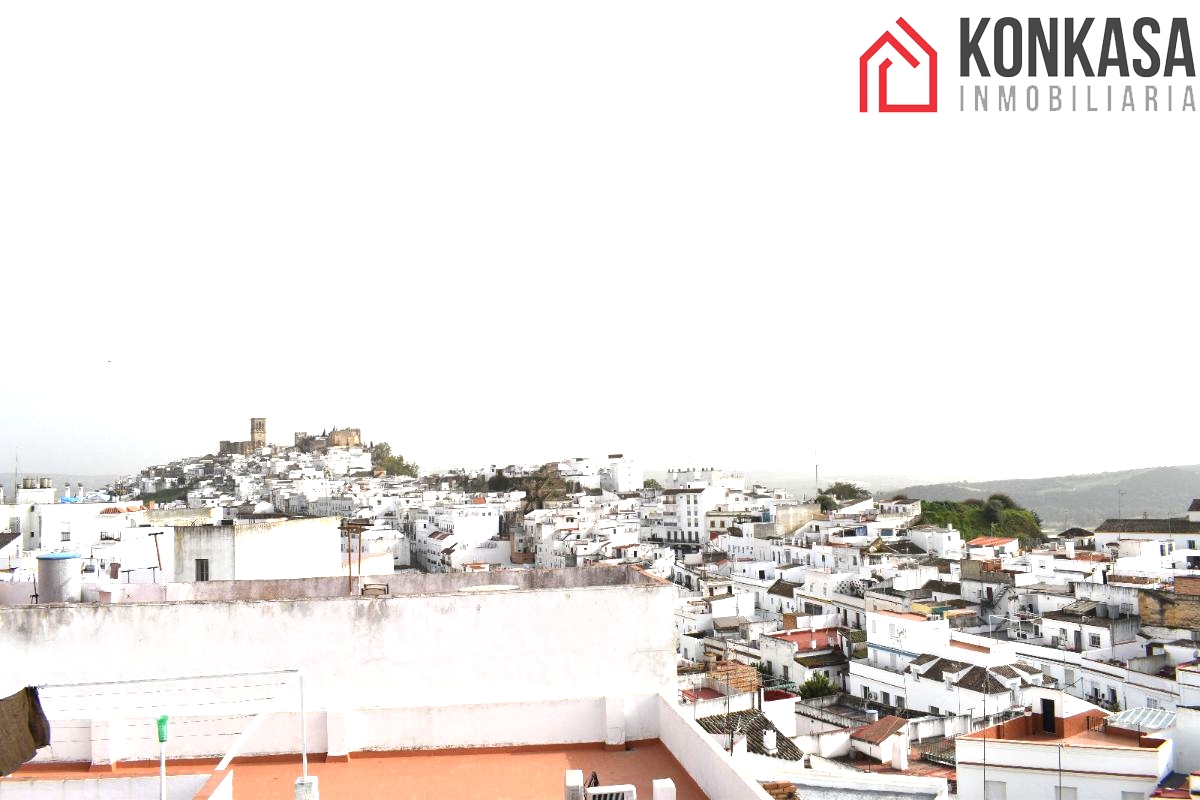 For sale of flat in Arcos de la Frontera