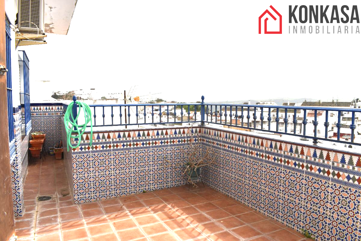 For sale of flat in Arcos de la Frontera