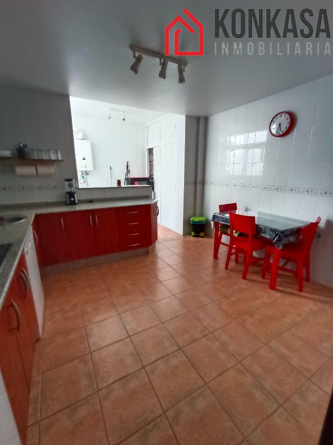 For sale of flat in Arcos de la Frontera