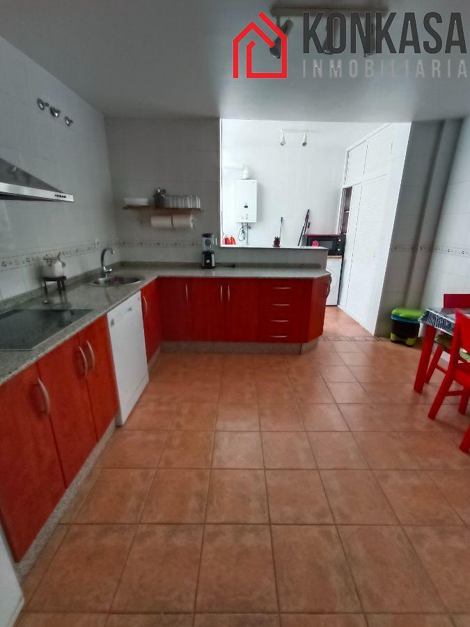 For sale of flat in Arcos de la Frontera