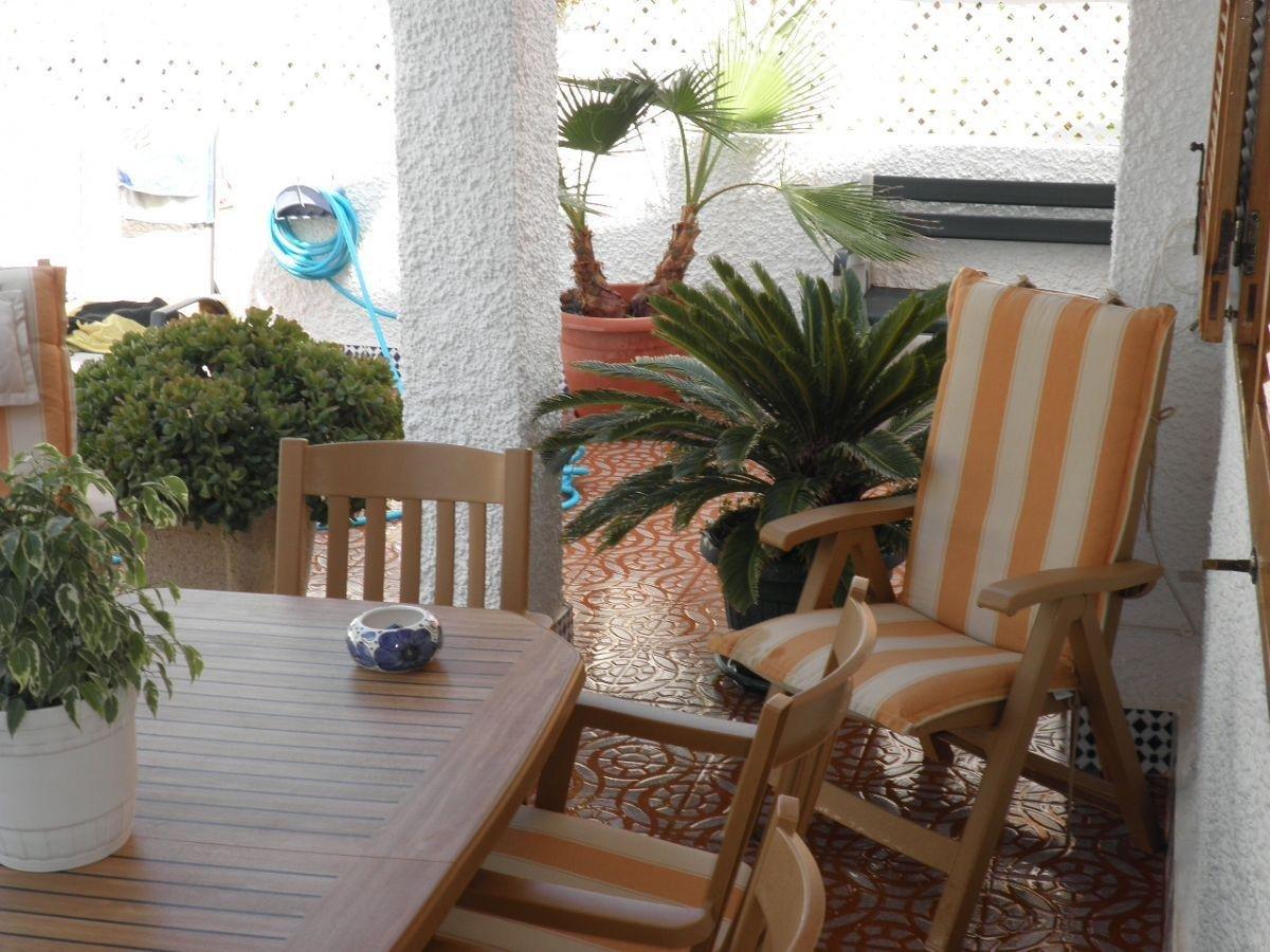 For sale of duplex in Los Nietos