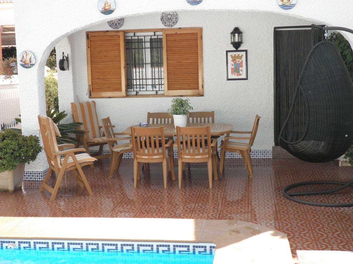 For sale of duplex in Los Nietos