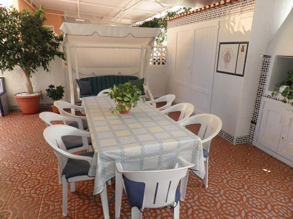 For sale of duplex in Los Nietos