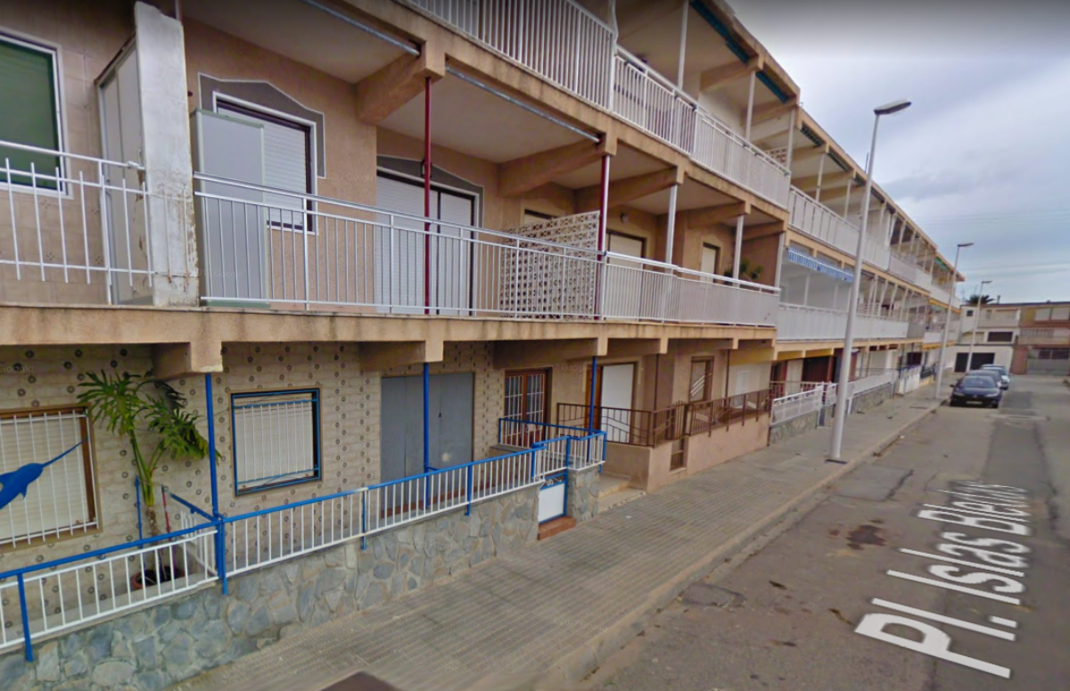 For sale of apartment in Islas Menores