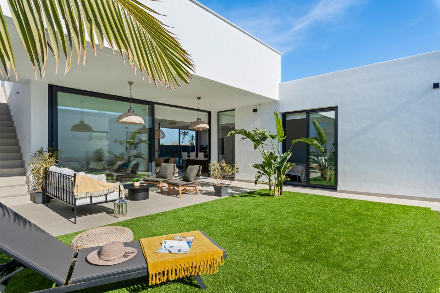 For sale of villa in Mar de cristal