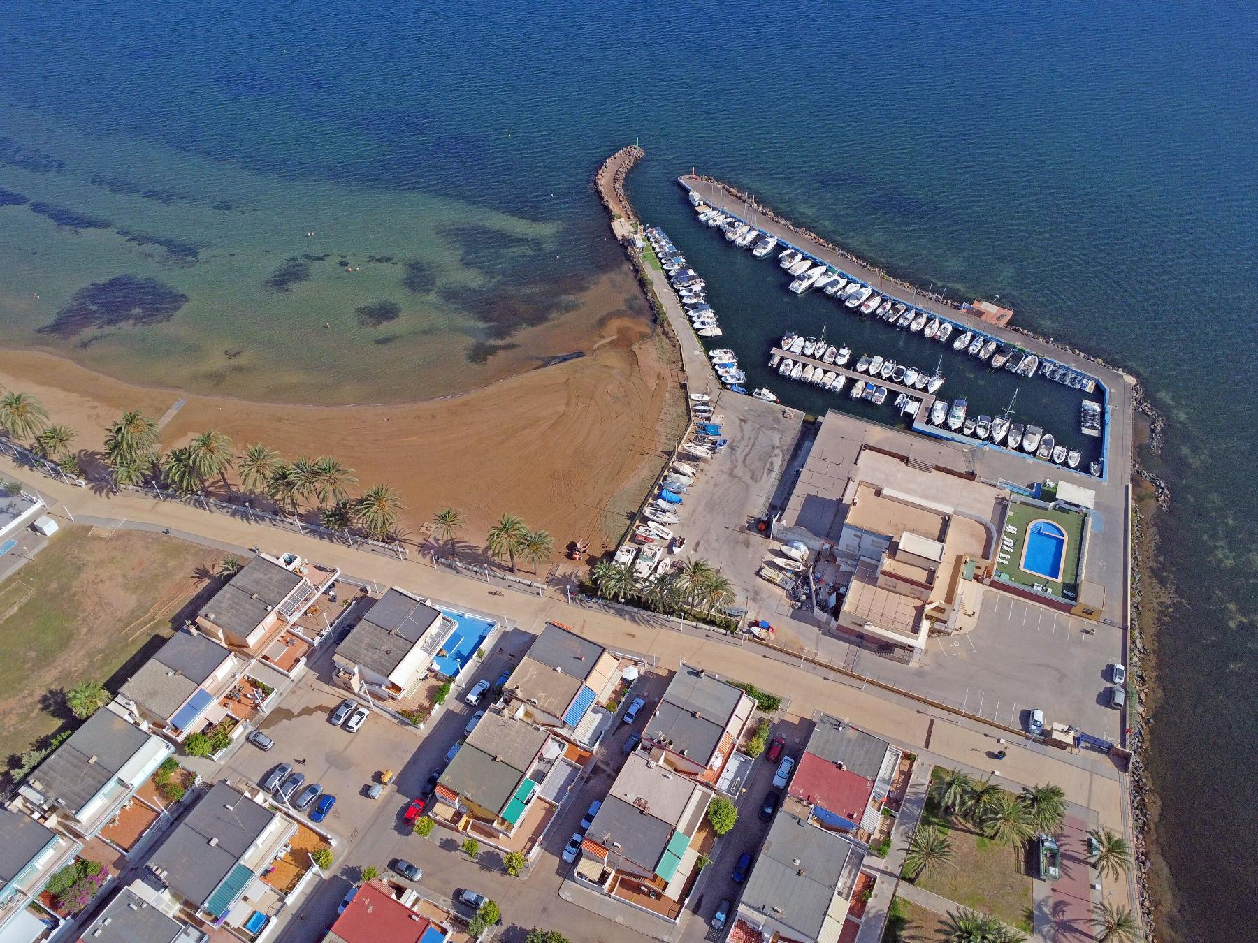 For rent of apartment in Islas Menores