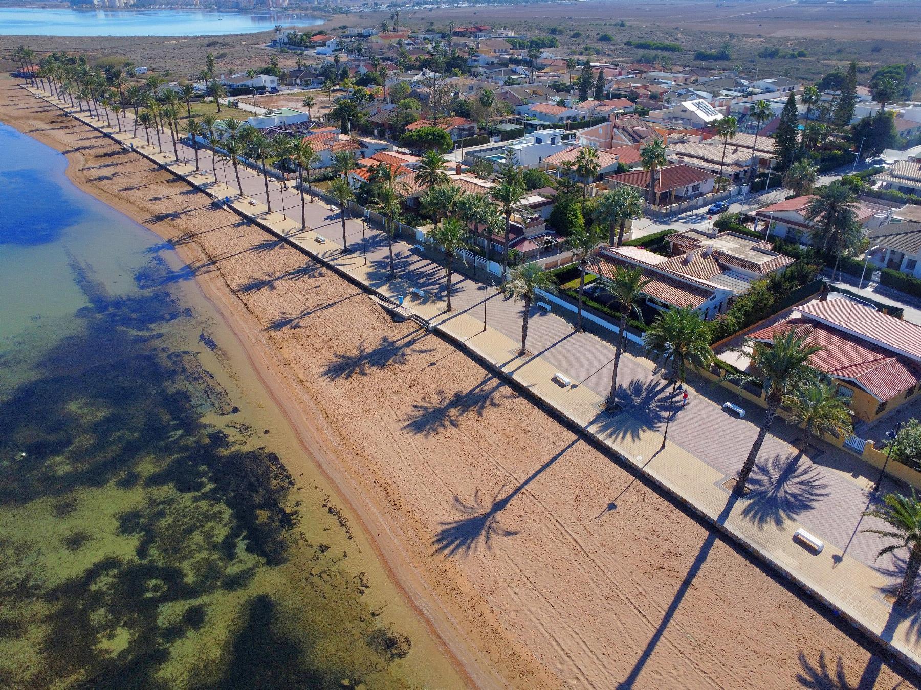 Venta de chalet en Mar de cristal