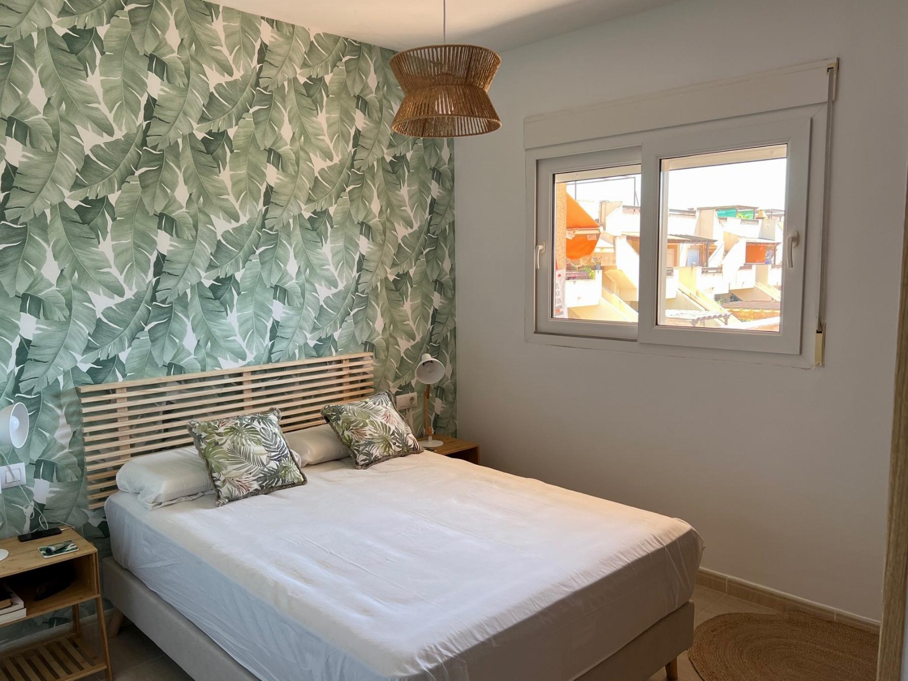 For rent of apartment in Los Nietos