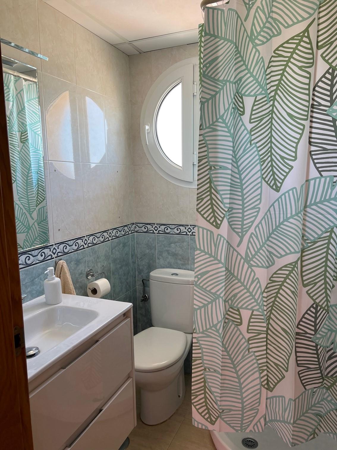 For rent of apartment in Los Nietos